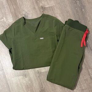 Figs Olive Green Scrub Set